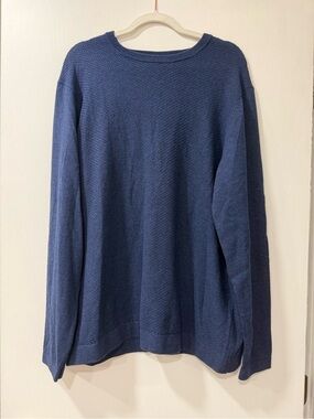 Under Armour Navy Crew Pullover Sweater